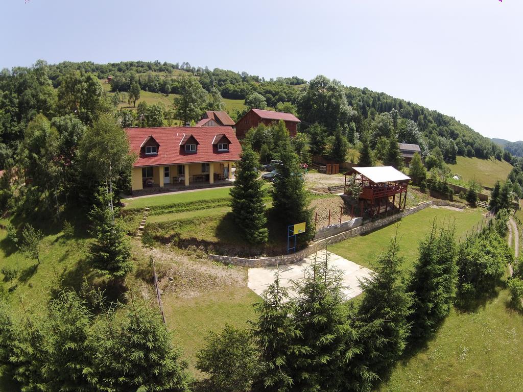 Kings Valley - Sunny Botesti Cimpeni Exterior photo